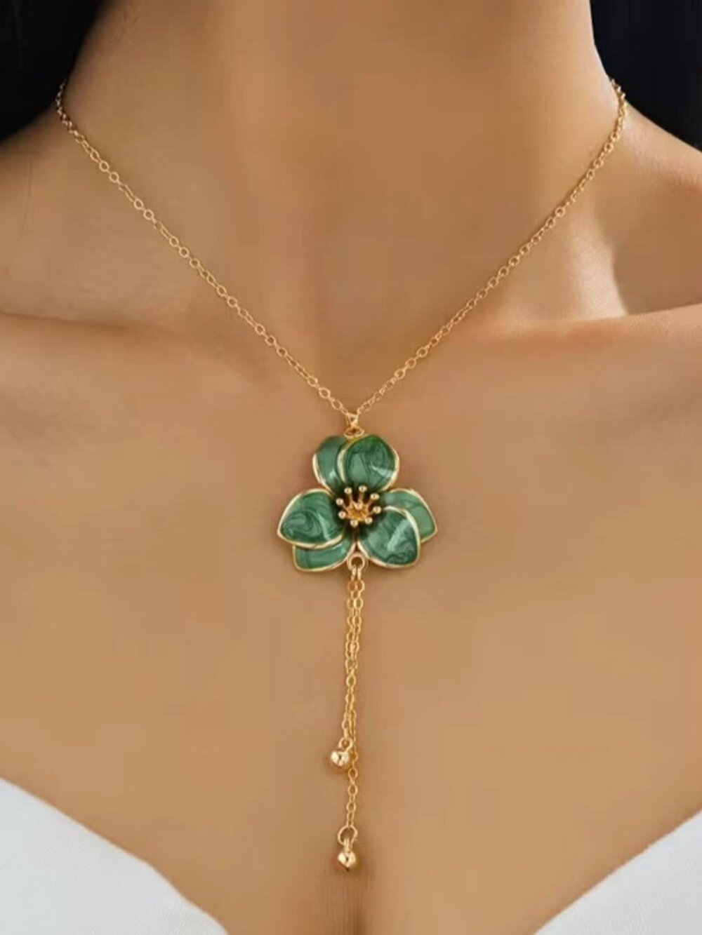 Women's Triple Petal Flower Tassel Oil-Dripped Pendant Necklace Jewelry